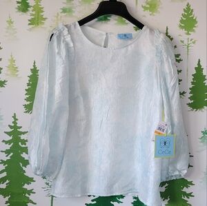 Cece Open Sleeve Top.